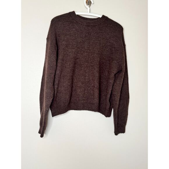H&M Brown Cozy Knit Sweater Medium Soft Crewneck Relaxed Minimalist Fall Winter - Picture 2 of 5